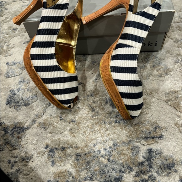 Yoki blue & white striped peep toe heel. - Picture 6 of 14